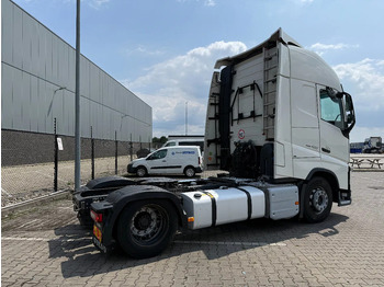 Tractor unit Volvo FH 13.420 FH420 XL cab / 4 units available: picture 4