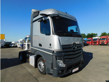Tractor unit Mercedes Actros: picture 2
