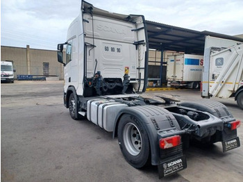 Tractor unit Scania R 450: picture 3