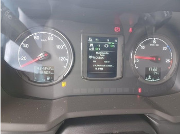 Tractor unit Scania R 450: picture 5