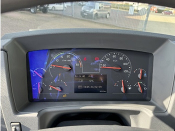 New Cab chassis truck FE 350 6x2-4 FE 350/380 6x2-4, Lenk-/Liftachse: picture 3