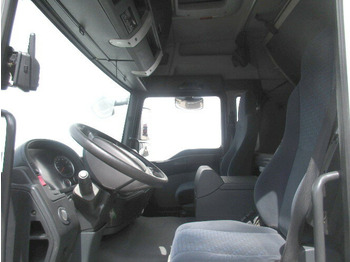 Crane truck, Curtainsider truck MAN TGL 12.240 BL 4x2 TGL 12.240BL 4x2, mit Kran Hiab 088 mit Funk: picture 3 Crane truck, Curtainsider truck MAN TGL 12.240 BL 4x2 TGL 12.240BL 4x2, mit Kran Hiab 088 mit Funk: picture 3