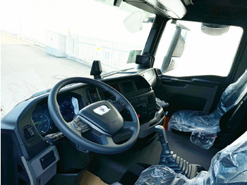 Interior photo 2: New Tipper MAN TGS 35.480 8x6H BL CH TGS 35.480 8x6H BL CH, HydroDrive, Navi, Meiller 3-Seiten Kipper