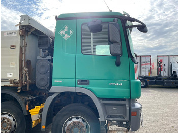 Tipper Mercedes-Benz Actros MP III 3544/8x4/4 Actros MP III 3544/8x4/4, 3 Pedale: picture 2