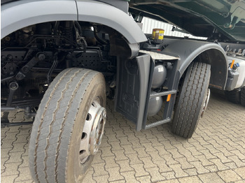 Lease a Mercedes-Benz Arocs 3243 K 8x4 Arocs 3243 K 8x4, Ressenig Thermo Alukipper 3-S Mercedes-Benz Arocs 3243 K 8x4 Arocs 3243 K 8x4, Ressenig Thermo Alukipper 3-S: picture 3