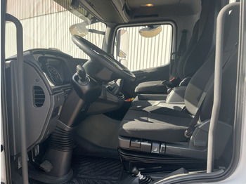 Interior photo 1: Tipper Mercedes-Benz Atego 818 K 4x2 Atego 818 K 4x2, 2x AHK, Meiller-Kipper, mehrfach Vorhanden!