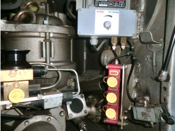 Lease a Mercedes-Benz SK 1824 L 4x2 SK 1824 L 4x2, Esterer Tankaufbau ca. 13.100l, 2 Kammern Mercedes-Benz SK 1824 L 4x2 SK 1824 L 4x2, Esterer Tankaufbau ca. 13.100l, 2 Kammern: picture 3