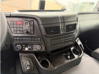 New Cab chassis truck T-Way 360 6x6 T-Way 360 6x6, Nebenantrieb: picture 3