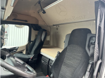 Tractor unit Mercedes-Benz Actros 1842 LS 4x2 Actros 1842 LS 4x2, 6x VORHANDEN: picture 4