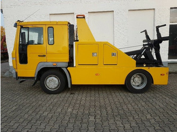 Tow truck VOLVO FL