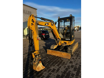 Mini excavator CAT 302.7 DCR: picture 2