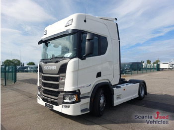 Tractor unit SCANIA R 460