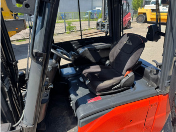 Lease a Linde E20L-02 Triplex Elektro Zinkenverstellgerät Linde E20L-02 Triplex Elektro Zinkenverstellgerät: picture 5 Lease a Linde E20L-02 Triplex Elektro Zinkenverstellgerät Linde E20L-02 Triplex Elektro Zinkenverstellgerät: picture 5