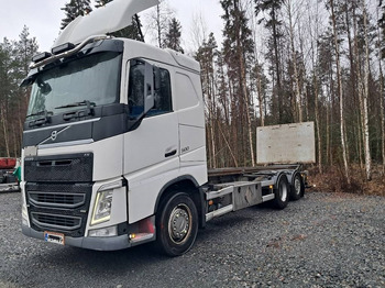 Container transporter/ Swap body truck VOLVO FH13 500