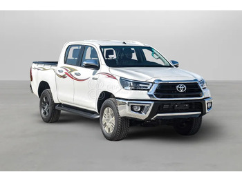 Pickup truck TOYOTA Hilux