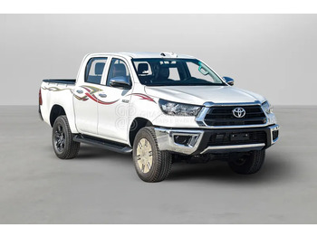 Pickup truck TOYOTA Hilux