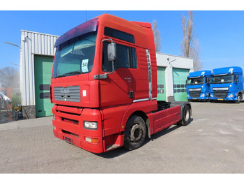 Tractor unit MAN TGA 18.460 Manual injection (euro2), Manual gearbox: picture 3