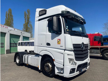 Tractor unit MERCEDES-BENZ Actros 1851