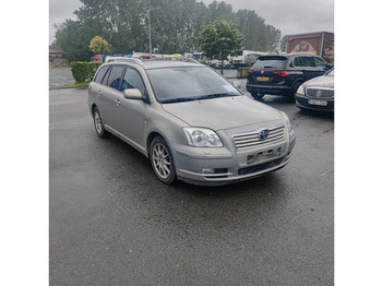 Car Toyota Avensis: picture 2