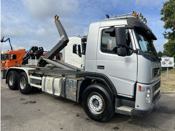Hook lift truck VOLVO FM 400