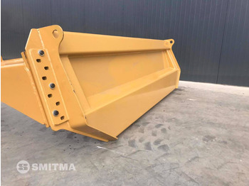 New Tail lift for Construction machinery Cat 730C: picture 2
