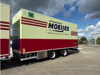 Refrigerator trailer