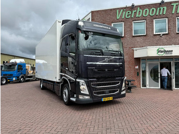 Refrigerator truck VOLVO FH 420