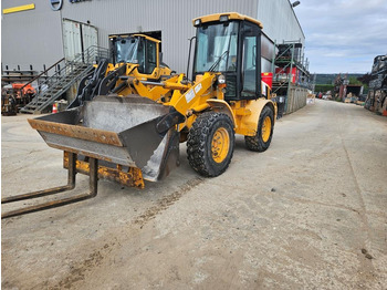 Wheel loader JCB 407