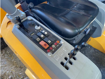 Garden mower Stiga Titan 26H Diesel-Aufsitzrasenmäher mit Frontmähwerk: picture 5