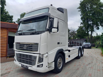 Tractor unit VOLVO FH16