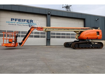 Telescopic boom JLG