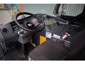 All terrain crane Liebherr LTM1070-4.2 Dutch Vehicle Registration, Valid Insp: picture 3