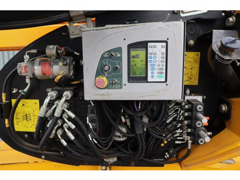 Lease a Manitou 160 ATJ Diesel, 4x4x4 Drive, 16m Working Height, 8  Manitou 160 ATJ Diesel, 4x4x4 Drive, 16m Working Height, 8: picture 4