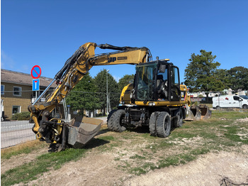 Excavator CATERPILLAR M313D