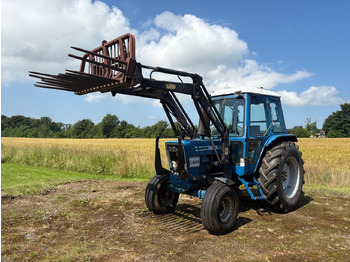 Farm tractor FORD