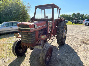 Farm tractor MASSEY FERGUSON 100 series