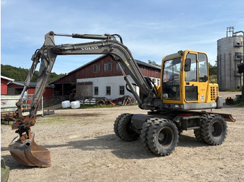 Excavator VOLVO