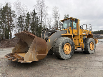 Wheel loader VOLVO L330
