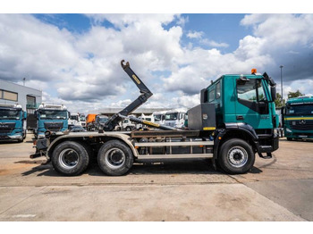 Lease a Iveco TRAKKER 360-6x4-PALFINGER Iveco TRAKKER 360-6x4-PALFINGER: picture 3