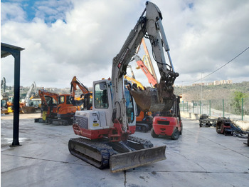 Mini excavator TAKEUCHI TB250: picture 4