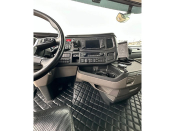 Tractor unit SCANIA R 500