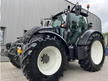 Farm tractor VALTRA N174