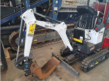 Mini excavator Bobcat E10Z: picture 2
