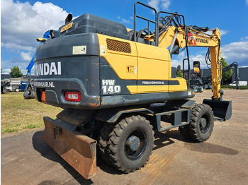 Wheel excavator Hyundai HW140: picture 3