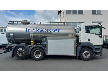 Tank truck MAN TGS 26.420