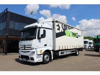 Box truck MERCEDES-BENZ Actros 1832