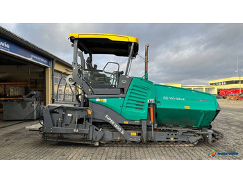 Asphalt paver VÖGELE