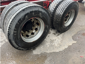 Cab chassis truck Scania R440: picture 5