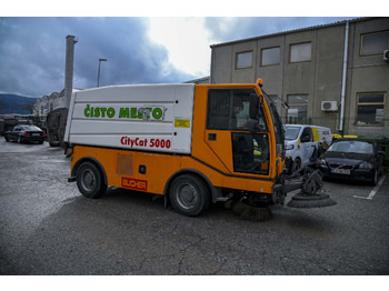 Road sweeper Bucher Schorling CC 5000 City Cat: picture 2