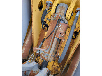 Hydraulic cylinder VOLVO